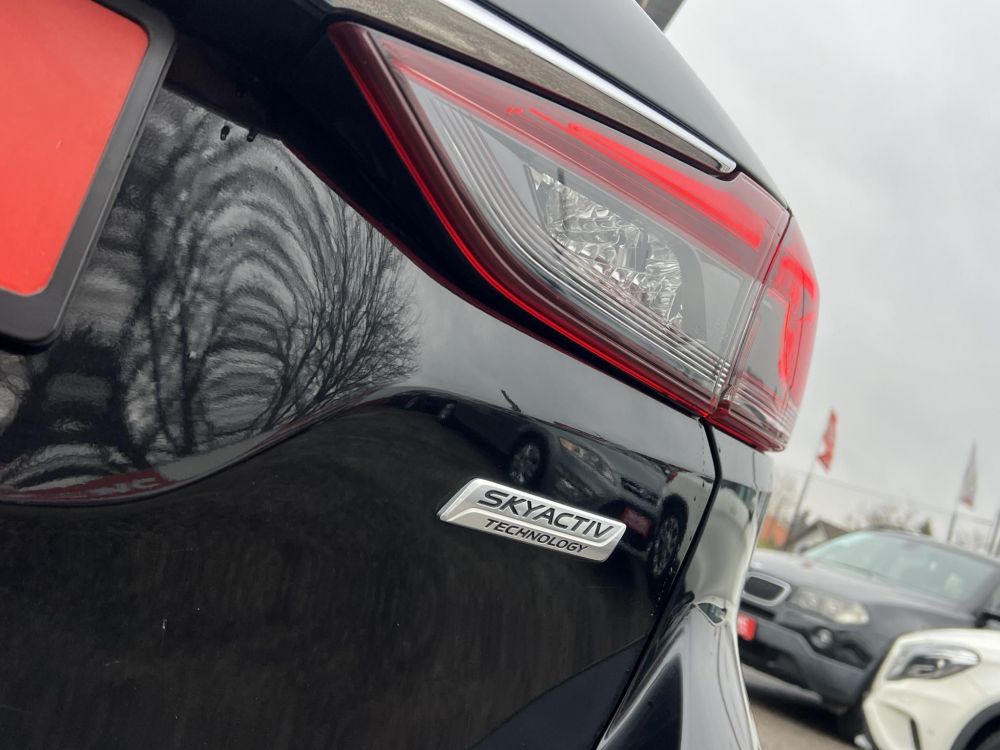 MAZDA 6 Sportkombi 2.2 CD Revolution Top (Automata) Sávtartó Head-up Napfénytető Fehér bőr Tolatókamera F1 Váltó!