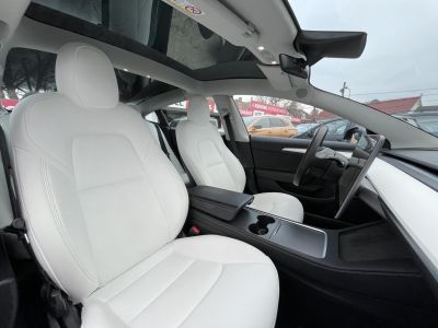 TESLA MODEL 3 Long Range AWD (Automata) 77e km. FEHÉR BELSŐ. mátrix LED. hőszivattyú. garanciális!