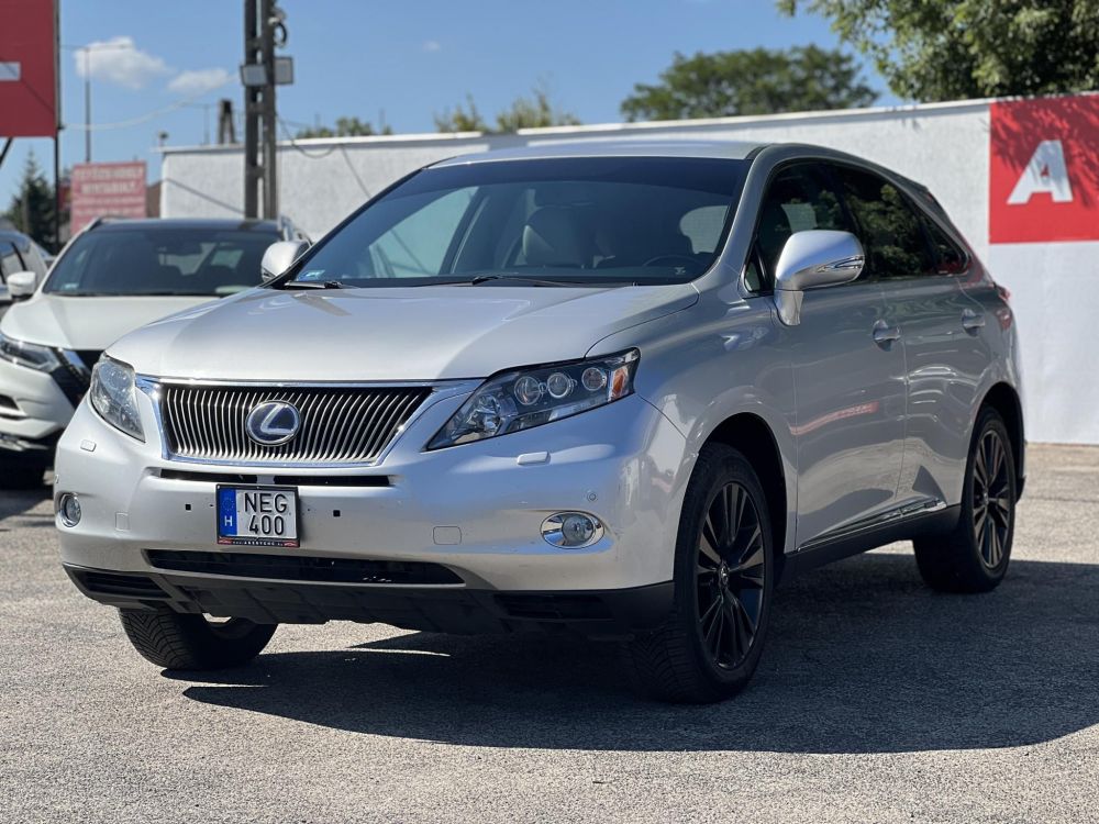 LEXUS RX 450h Executive CVT Dokumentált előélet. Vajbőr belső. 4 évszakos gumik!
