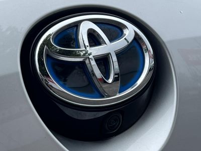TOYOTA COROLLA 1.8 Hybrid Comfort Business e-CVT 80e km. tempomat. navigáció. ülésfűtés. kamera. digitklíma. 2 gyári kulcs!