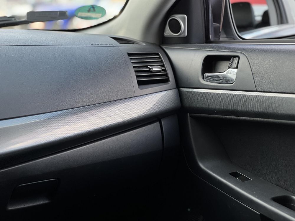 MITSUBISHI LANCER 2.0 DI-D Intense Rockford Fosgate hifi. ülésfűtés. bőrbelső. keyless. 18-as alufelnik!