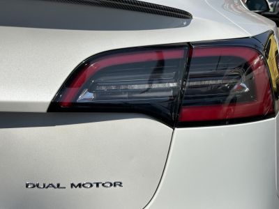 TESLA MODEL 3 Long Range AWD (Automata) 500km-es hatótáv. mátrix LED. garanciális. hőszívattyú. 4 évszakos gumik!