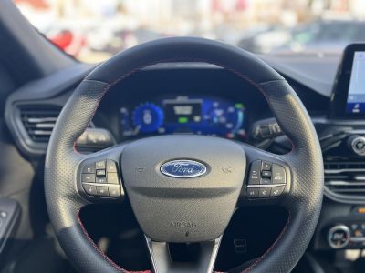 FORD KUGA 2.5 PHEV ST-Line CVT ST-line. panoráma tető