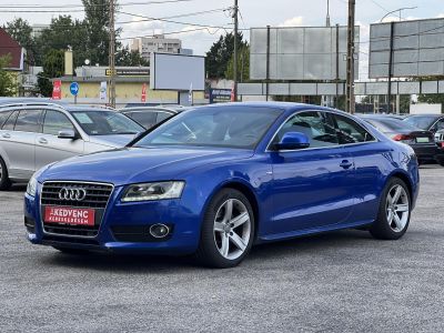AUDI A5 Coupé 2.0 T FSi S-line 163e km. sérülésmentes. téli-nyári gumi. dokumentált előélet!