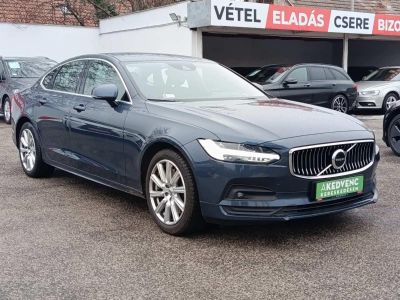 VOLVO S90 2.0 [B4] MHEV Inscription Geartronic harman/kardon hangrendszer. végig vezetett szervizkönyv
