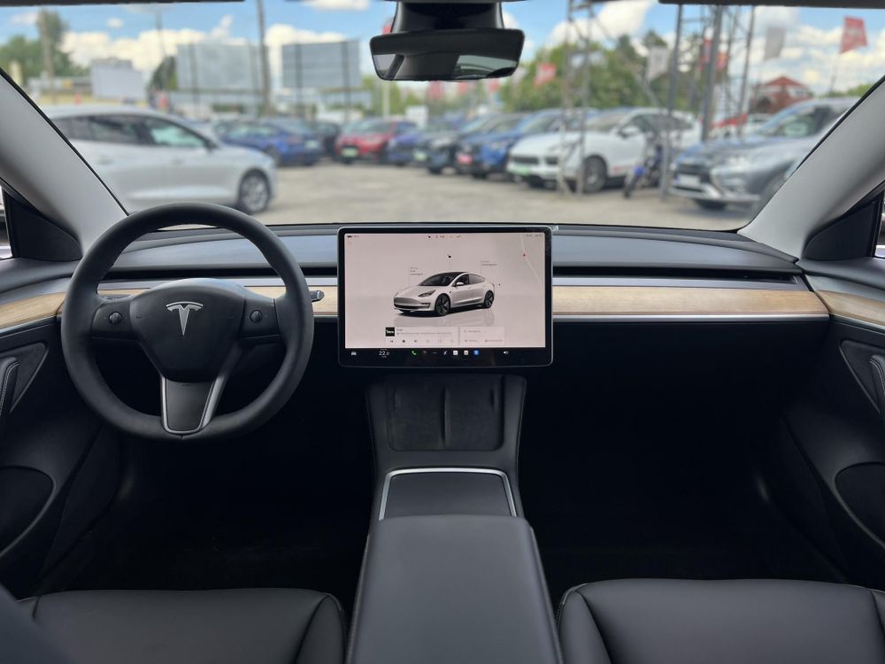 TESLA MODEL 3 Long Range AWD (Automata) 103e km. AMD Ryzen. mátrix LED. hőszivattyú. 2030-ig garanciális!