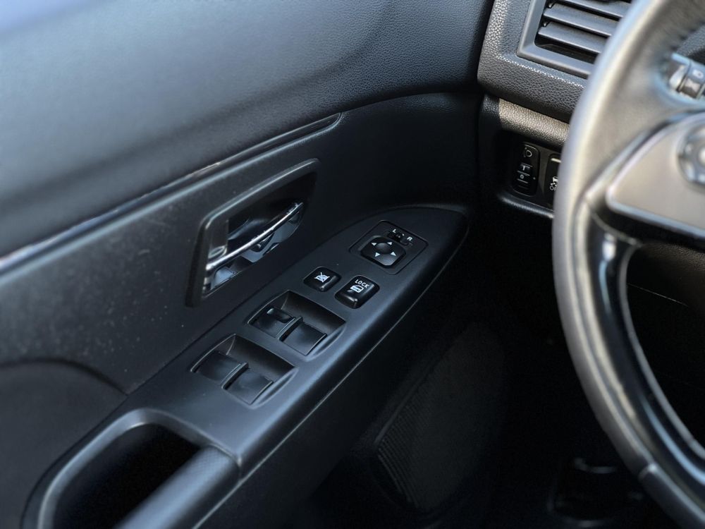 MITSUBISHI ASX 1.6 MIVEC Inform 2WD M.o.-i. friss nagyszerviz!