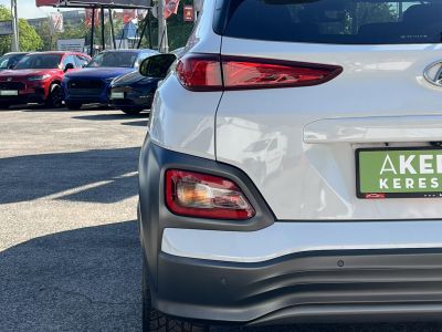 HYUNDAI KONA EV 64kWh Premium Magas felszereltség. megkímélt állapot!