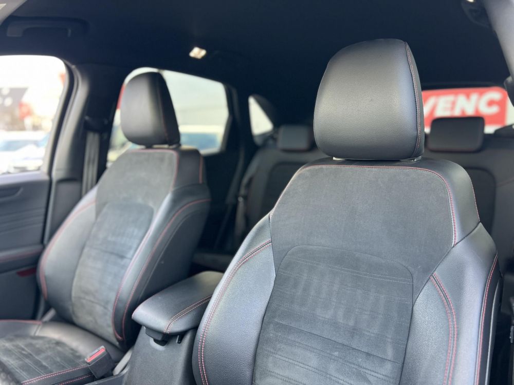 FORD KUGA 2.5 PHEV ST-Line CVT 82e km. 70km elektromos hatótáv. megkímélt állapot!