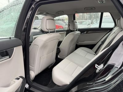 MERCEDES-BENZ C 200 T CDI Avantgarde 146e km. faberakás. világos belső!