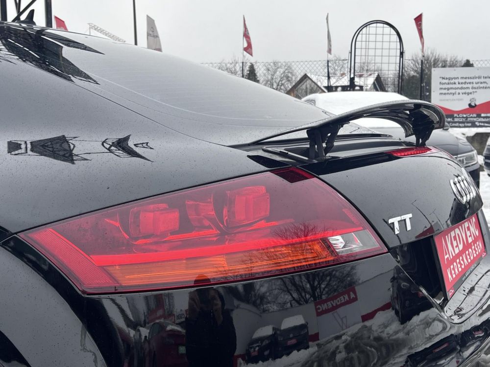 AUDI TT Coupe 2.0 TFSI S-tronic