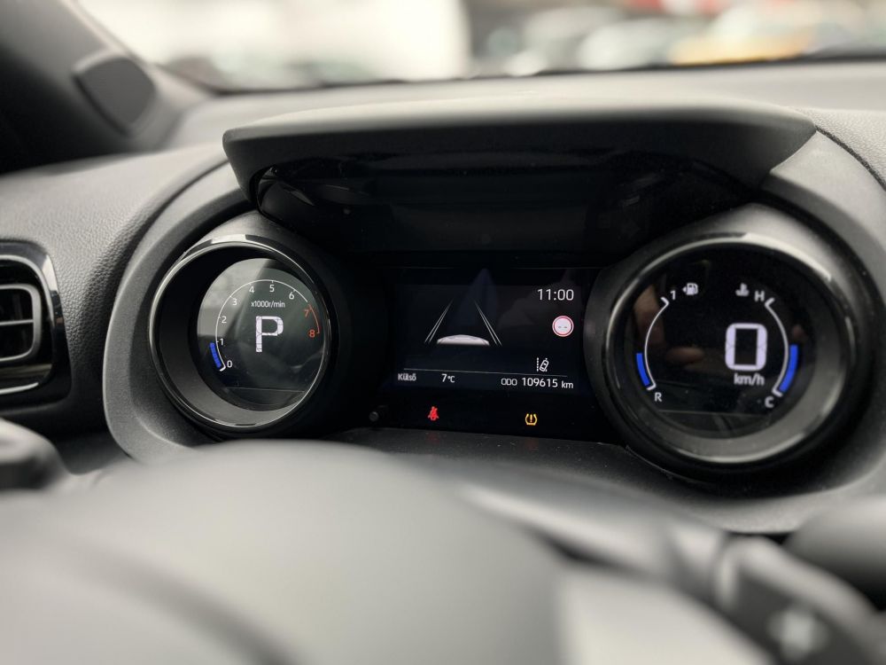 TOYOTA YARIS 1.5 VVT-i Selection Style Magyar. 109e km Kamera Digit Bőr