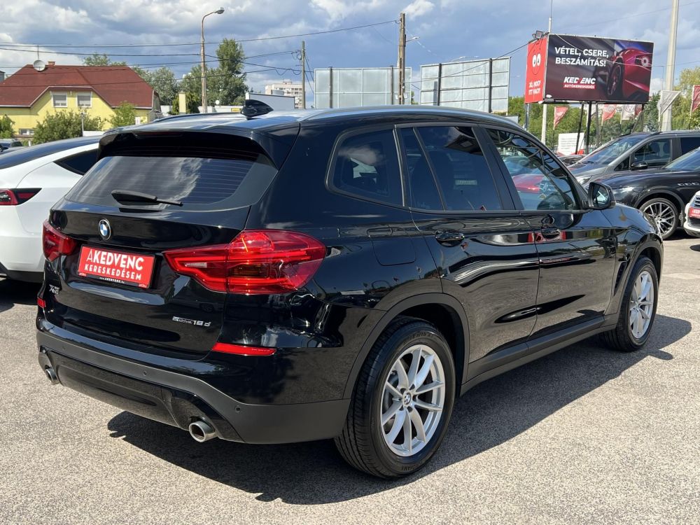 BMW X3 sDrive18d (Automata) Magyarországi. Márkaszervizelt!