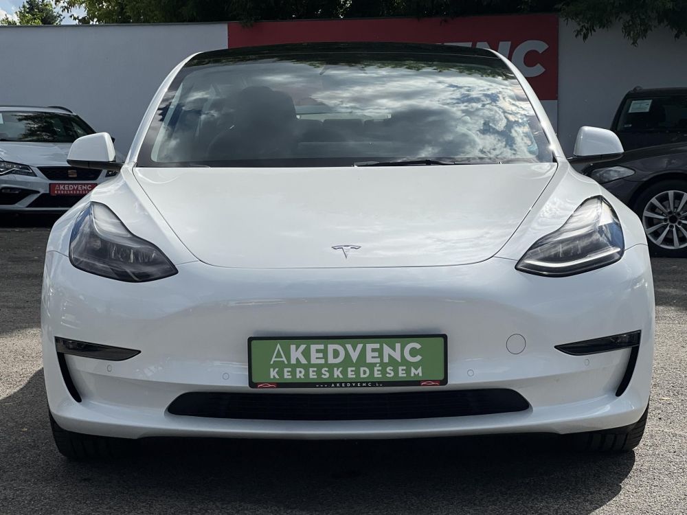 TESLA MODEL 3 Long Range AWD (Automata) 103e km. AMD Ryzen. mátrix LED. hőszivattyú. 2030-ig garanciális!