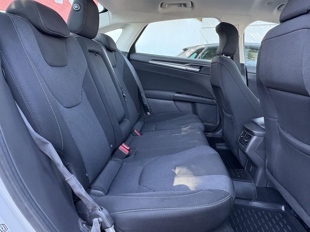 FORD MONDEO 2.0 HEV Vignale (Automata) Klíma Tempomat Bluetooth Carplay GARANCIÁLIS VÁLTÓ!