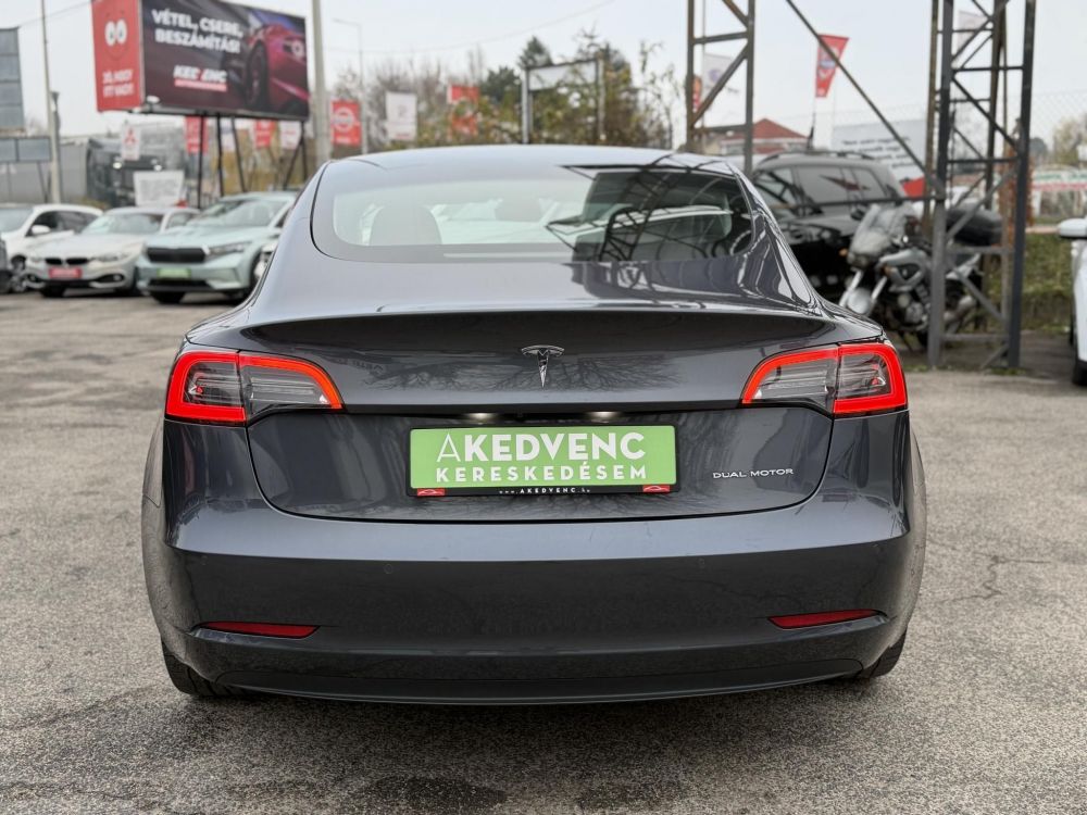 TESLA MODEL 3 Long Range AWD (Automata) 95e km. garanciális. mátrix LED. hőszivattyú. premium hifi