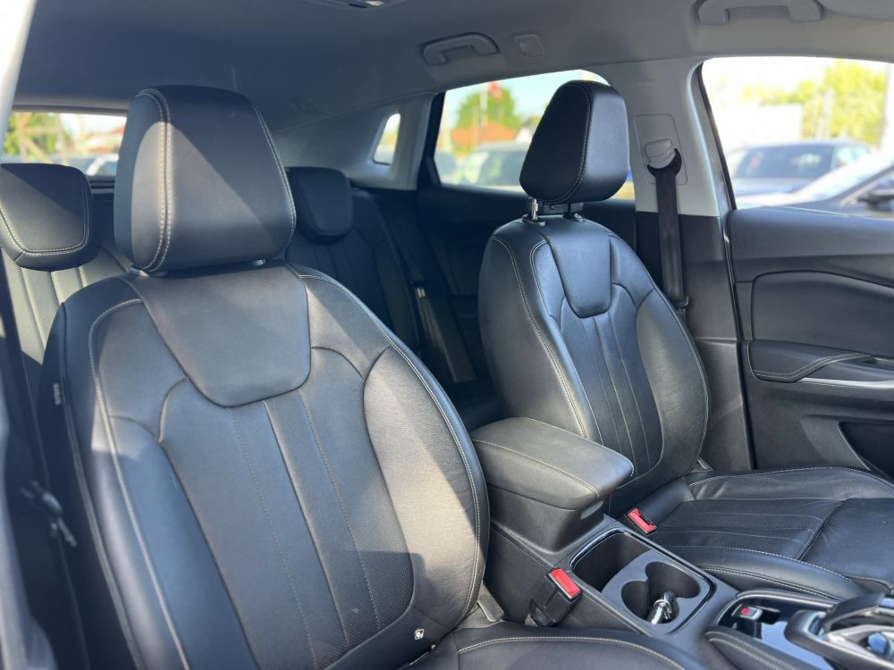 OPEL GRANDLAND 1.2 T Ultimate (Automata) 92e km. M.o.-i. LED. Memória. Üléshűtés. 360 fokos kamera. Carplay!