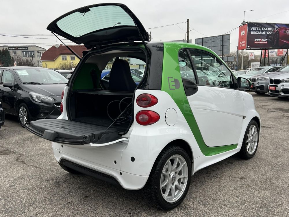 SMART FORTWO Electric Drive JBL Panorámatető