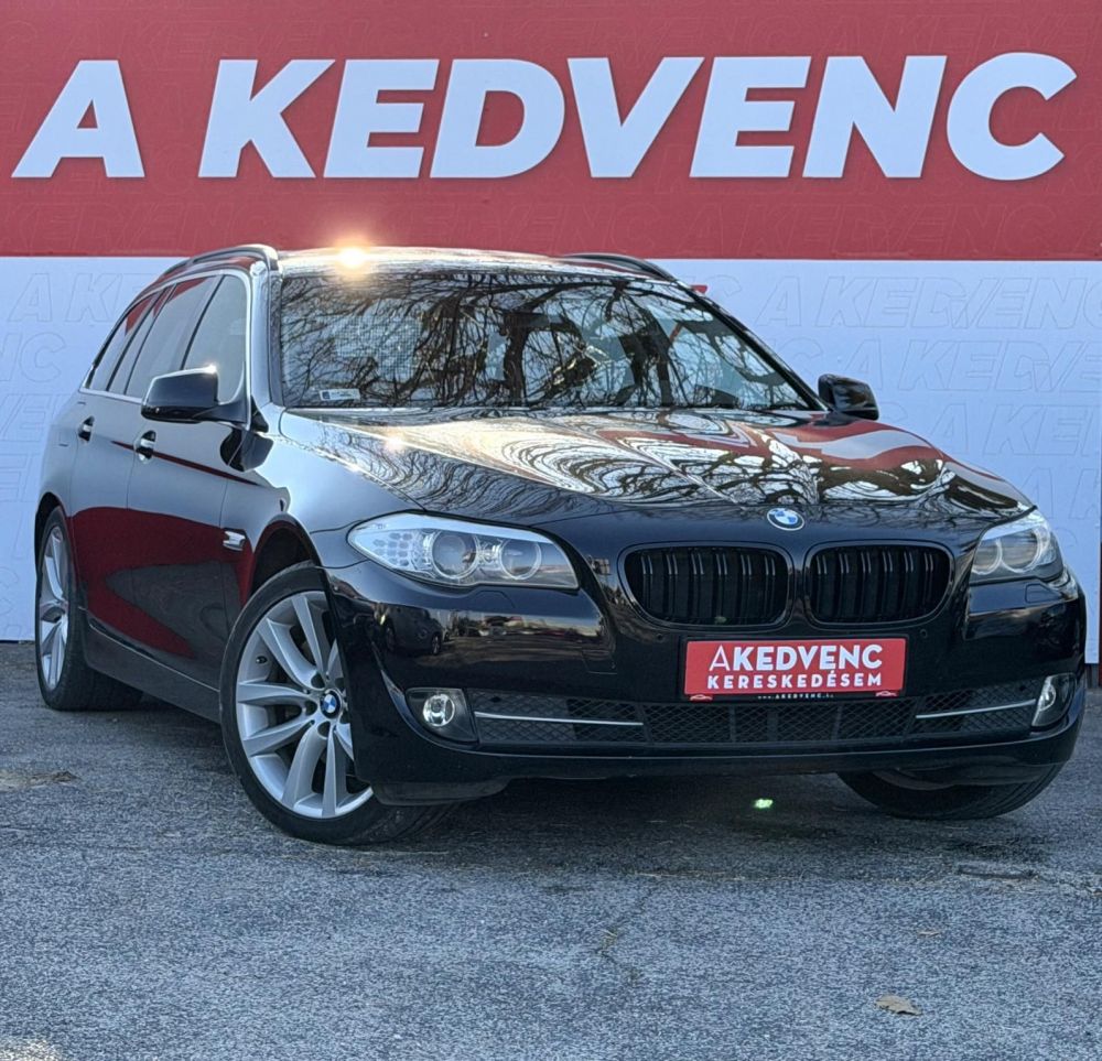 BMW 525d xDrive Touring (Automata) Xenon Tempomat Ülésfűtés PDC Navi Vezérlés cserélve!