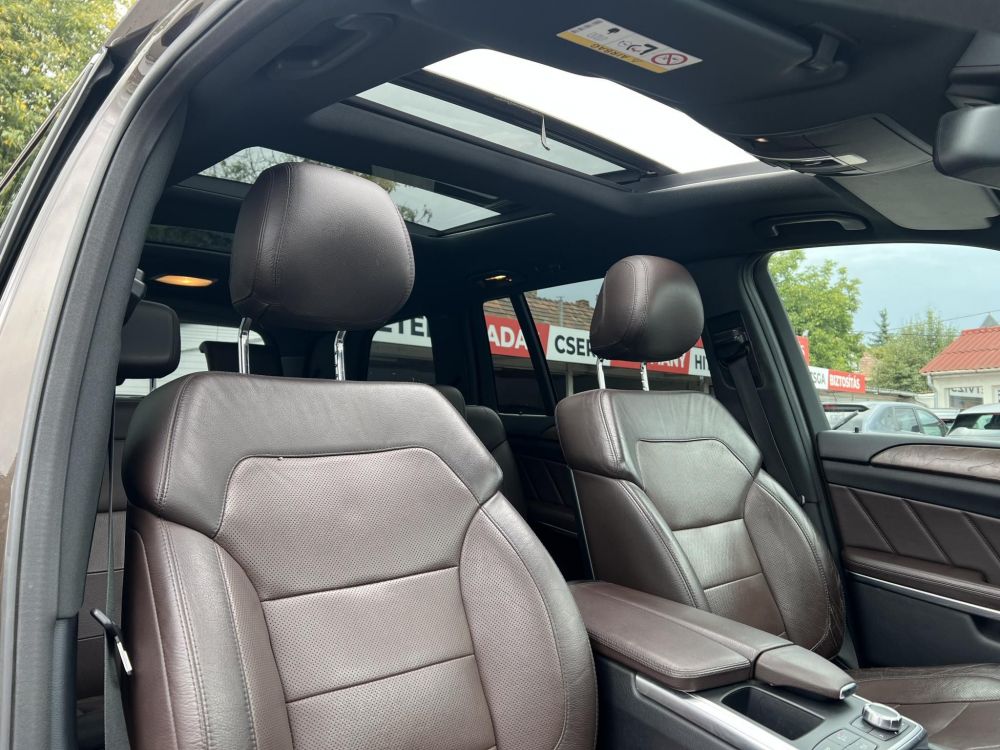 MERCEDES-BENZ GL 350 BlueTEC 4Matic (Automata) (7 személyes ) Magyarországi. AMG-csomag. Új légrugók!