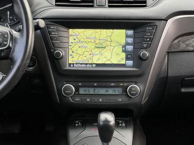 TOYOTA AVENSIS Touring Sports 2.0 Executive CVT Magyarországi. Magasan felszerelt. Rendszeresen karbantartott!