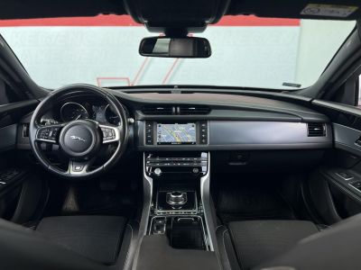 JAGUAR XF 2.0 i4D R-Sport Magyarországi. szervizelt!