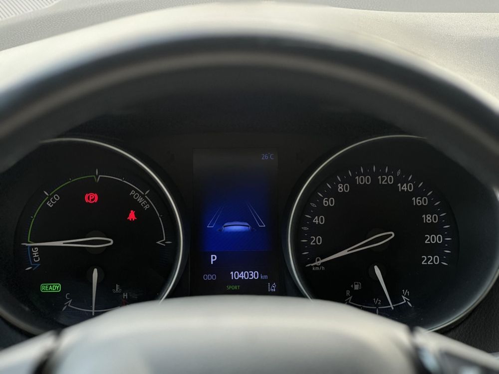 TOYOTA C-HR 1.8 Hybrid Dynamic e-CVT 104e km. LED. sávtartó. tempomat. kamera. márkaszervizelt előélet!