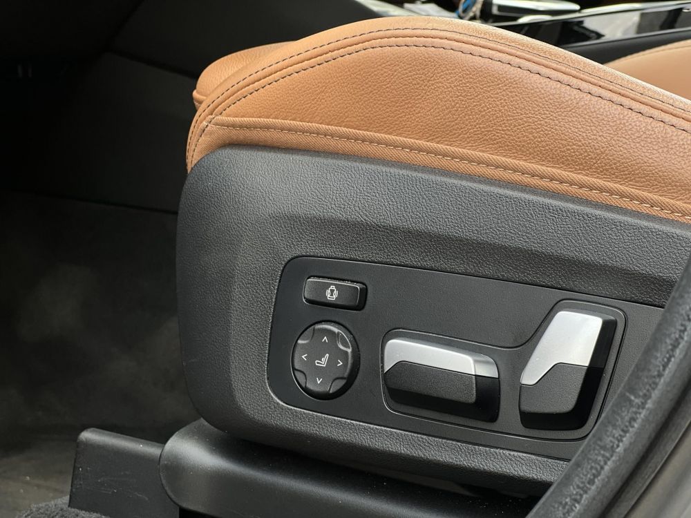 BMW IX3 73,9kWh High Executive panoráma tető. harman/kardon. memória. HUD. barna bőr belső!