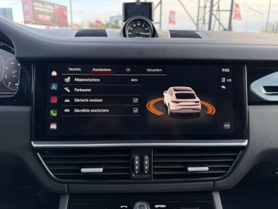 PORSCHE CAYENNE Coupé E-Hybrid Tiptronic ic 48e km. Sérülésmentes. 2027.12-ig zöld rendszám