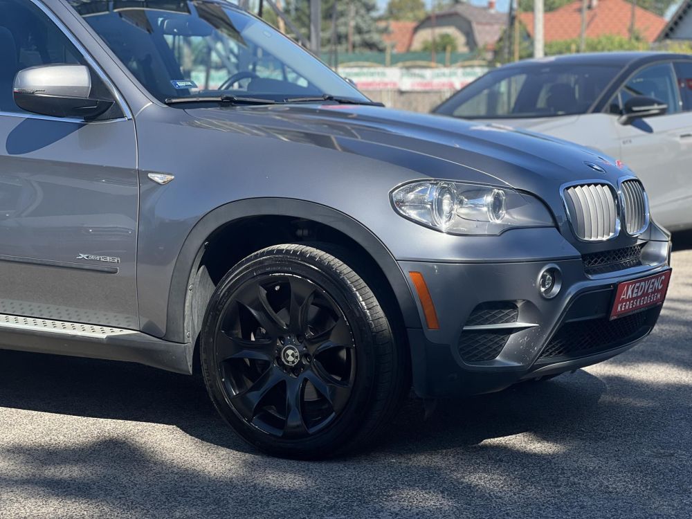 BMW X5 xDrive35i (Automata) Carplay Memóriás ülések Panoráma tető Téli-nyári felni garnitúrával!