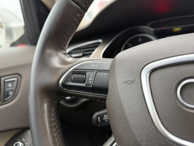 AUDI A4 2.0 TDI multitronic Magyarországi Napfénytető Xenon Üléshűtés PDC Téli-nyári kerék!