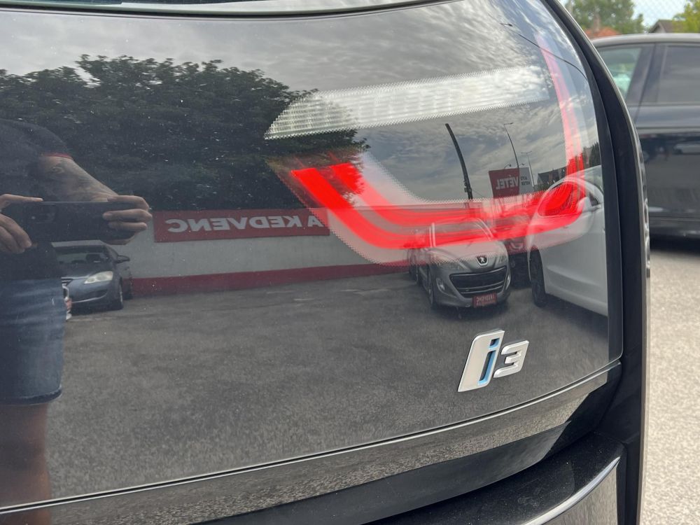 BMW I3 (Automata) 60Ah 100e km. Frissen szervizelt!