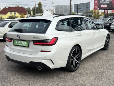 BMW 330e M Sport (Automata) Frissen szervizelt. LED Panorámatető ACC Holttér Keyless Sávtartó