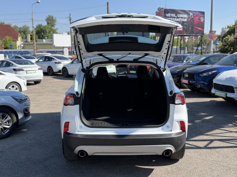 FORD KUGA 2.5 FHEV Titanium CVT 120e km. LED fényszórók. kamera. keyless. sávtartó. navi. CARPLAY!