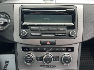 VOLKSWAGEN PASSAT VII Variant 1.6 CR TDI Comfortline BMT DSG M.o.-i. Panorámatető Tempomat Ülésfűtés Bluetooth Vezérlés cserélve!
