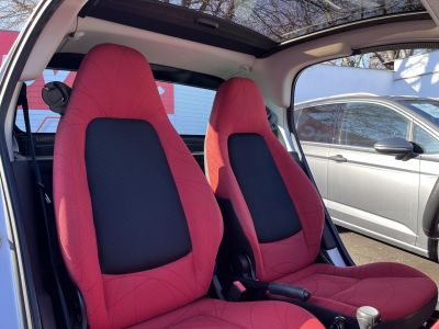 SMART FORTWO 1.0 Micro Hybrid Drive Pure Softouch COUPE 92e km. panoráma tető. frissen szervizelt