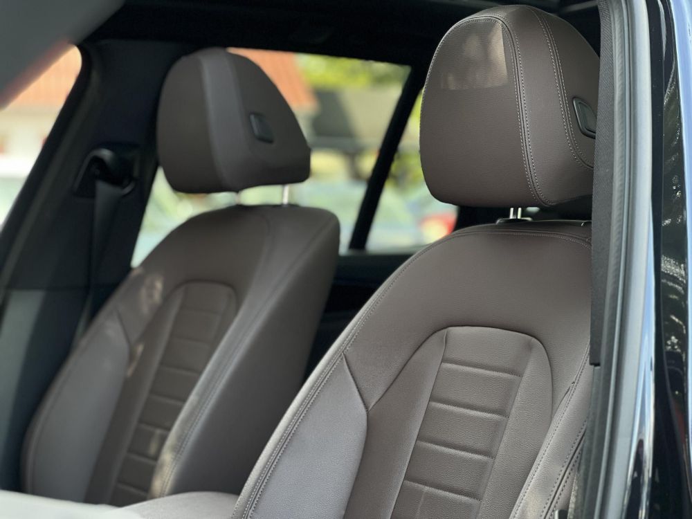 BMW IX3 73,9kWh Konyak bőr. Virtual Cockpit. Panoráma tető. CARPLAY!