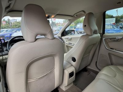 VOLVO XC60 2.4 D [D3] Kinetic Geartronic Klíma Tempomat világos bőr belső! LEGJOBB ÁRON!