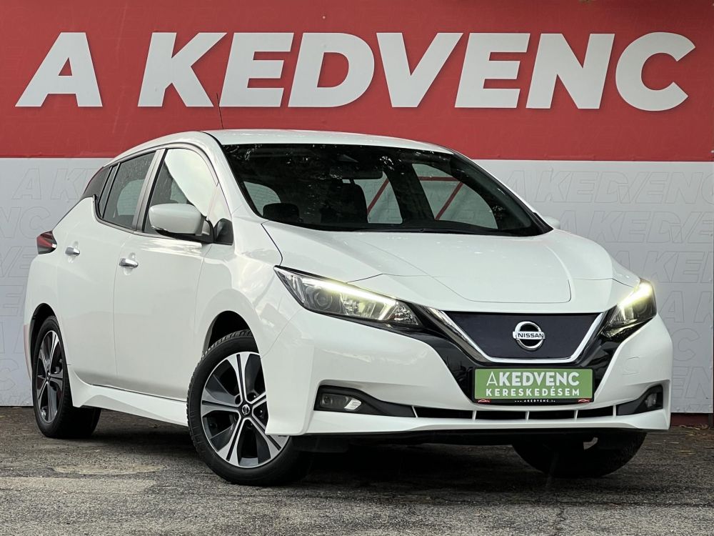 NISSAN LEAF Acenta 40kWh (Automata) 45e km. 270 km hatótáv.Ülésfűtés. kormányfűtés. téli-nyári kerék szett!