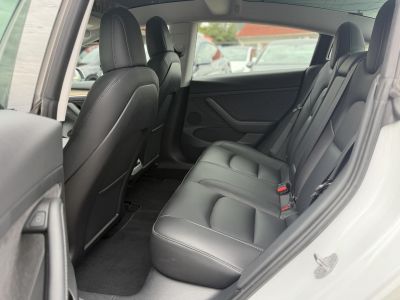 TESLA MODEL 3 Long Range AWD (Automata) 99e km. AMD Ryzen. mátrix LED. hőszivattyú. premium hifi. garanciális!