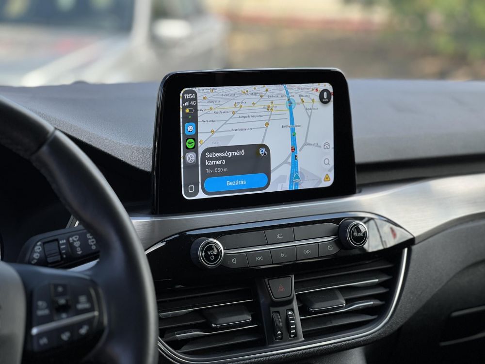 FORD KUGA 2.5 PHEV Titanium CVT 70 km elektromos hatótáv. ülés-kormányfűtés. kamera. CARPLAY!