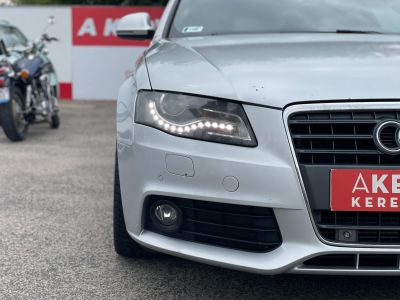 AUDI A4 Avant 2.0 TDI DPF S-line Klíma Tempomat Bluetooth Navi 6 sebességes!