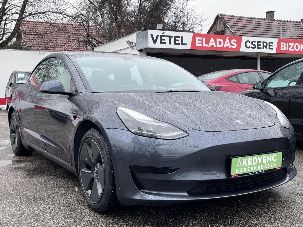 TESLA MODEL 3 Standard Range Plus Aut 95e km. facelift. mátrix LED. hőszivattyú. garanciális!