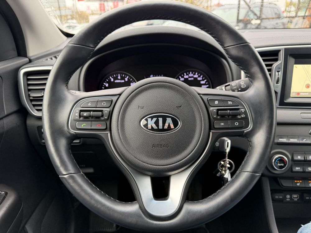 KIA SPORTAGE 1.6 GDI Gold 83e km. M.o.-i. 1.tul. Márkaszervizelt!