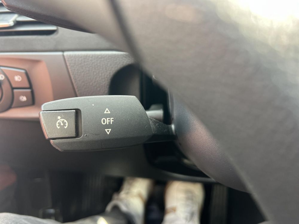 BMW 320d xDrive Touring (Automata) Bordó bőr belső.153e km. M.o.-i. panoráma tető ülésfűtés frissen szervizelt!