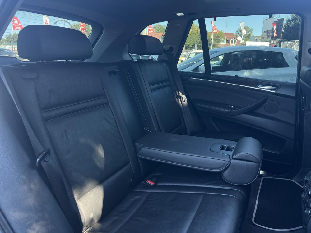 BMW X5 xDrive35i (Automata) Carplay Memóriás ülések Panoráma tető Téli-nyári felni garnitúrával!