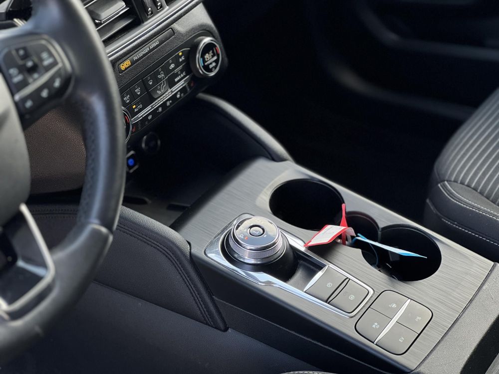 FORD KUGA 2.5 PHEV Titanium CVT 70 km elektromos hatótáv. ülés-kormányfűtés. kamera. CARPLAY!