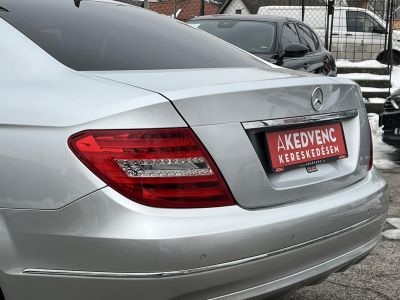 MERCEDES-BENZ C 220 CDI BlueEFFICIENCY (Automata) Live Traffic Xenon Ülésfűtés Bluetooth Rendszeresen szervizelt!