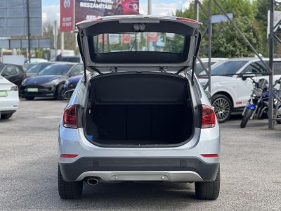BMW X1 xDrive18d (Automata) xenon. tempomat. lejtmenet. digit klíma. 4 évszakos gumik!