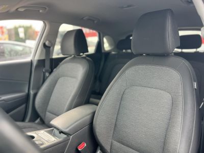 HYUNDAI KONA EV 64kWh Style 100% akku. HUD. sávtartó. CarPlay. 400km hatótáv!